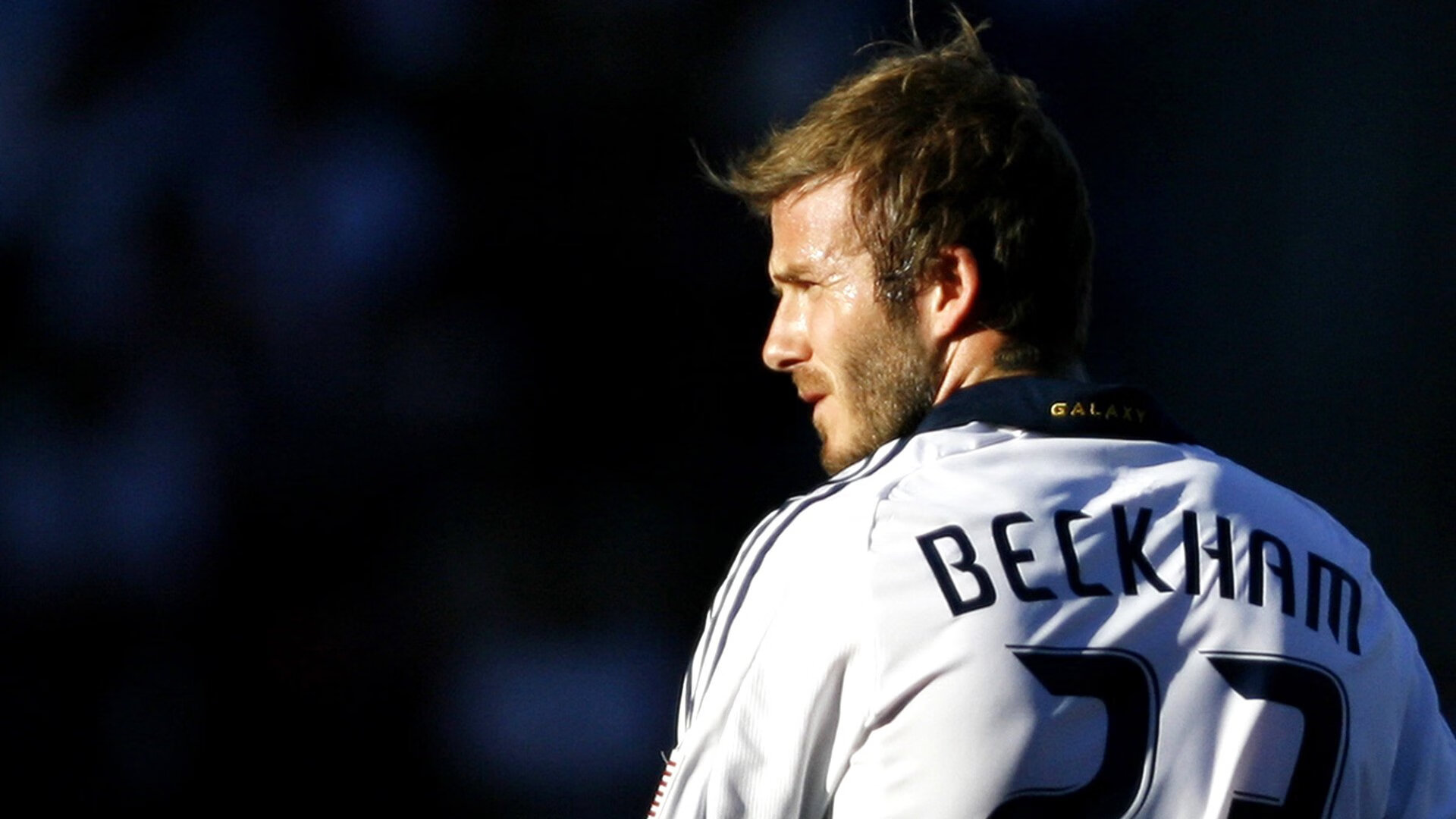 世界杯：多家俱乐部宣布将退役梅西10号球衣 引发球迷情绪波动